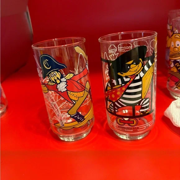 American Vintage Character Glass Set - Multicolor McDonald’s - Picture 6 of 13